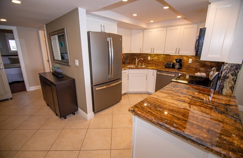 North Pacific Beach Condo | Capri Beach Accommodations