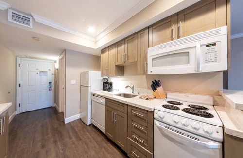Carlsbad Village Resort | Carlsbad Inn Beach Resort