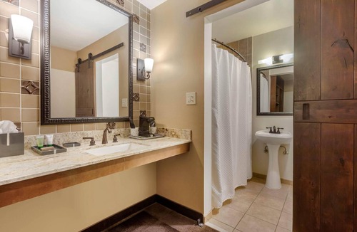 San Carlos Hotel | Carlton Oaks Lodge, an Ascend Collection Hotel