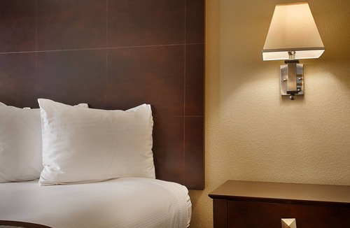 Northeast Carmel Hotel | Carmel Bay View Inn
