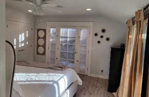 Whittier House | Casa Alta