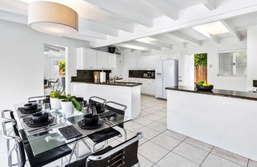 Deep Well Ranch Villa | Casa Cactus by ACME House Company