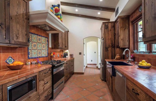 West Mesa House | Casa de Lujo | Spanish Seaside Retreat