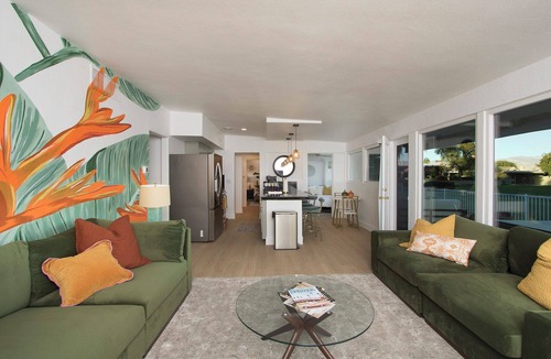 Indian Wells House | Casa de Murales - Mountain Views & Festival fun in tranquil Indian Wells