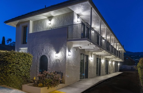 Laguna Apartment | Casa Jardin Unit 8-Boutique Suite in Downtown Santa Barbara