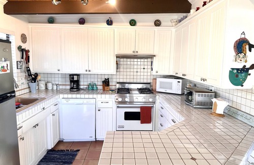 Laguna Beach House | Casa Lagunita: An artistic, ocean-view retreat!