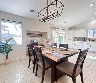 Desert Hot Springs House | Casa Malia -salt water oasis
