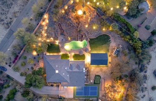 Palm Desert House | Casa Roca Experience Luxury Surrounded by Natural Desert Elements