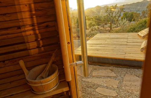 Yucca Valley House | Casa Rustik- 360 View +Spa +Sauna +Modern Rustic