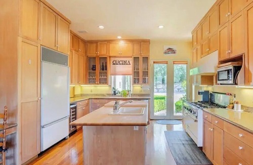 Yountville House | Casa San Savino - Majestic Vineyard Views - Sleeps 8+!