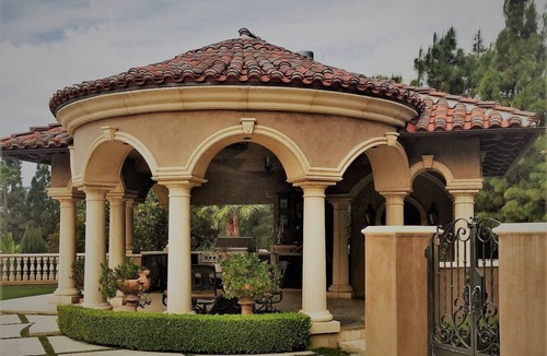 Whittier House | CASA VALENTINA-Beautiful Villa Estate