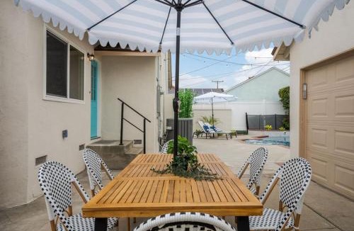 The Plaza House | Cascade Cove - Heated Pool Spa - Billiards and Lounge