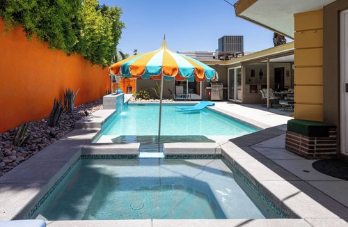 Warm Sands House | Casitas Del Monte – Vibrant Oasis w/Spa & Pool