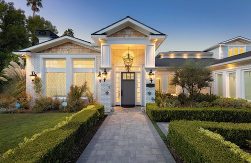 Tarzana Villa | Cassandra - Tarzana Contemporary Villa with Saltwater Pool & Theater