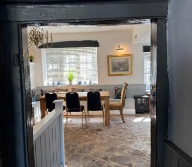 Chepstow Bed & Breakfast | Castle View Hotel