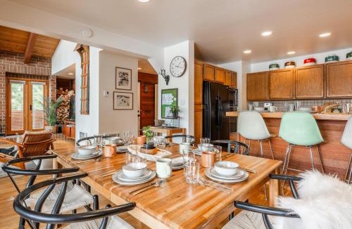 Mammoth Lakes House | Cedar and Snow