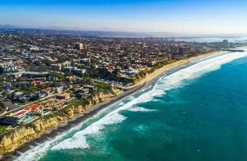 La Jolla House | Celebrity Oceanfront Estate
