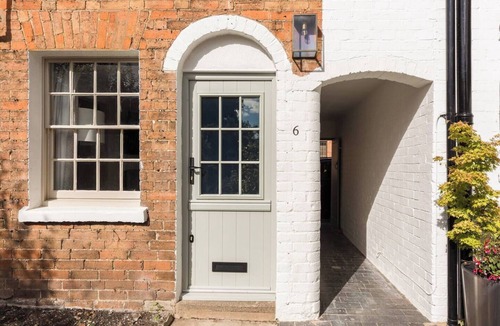 City Centre House | Central Stratford upon Avon Super Stylish 1Bed - Pass the Keys