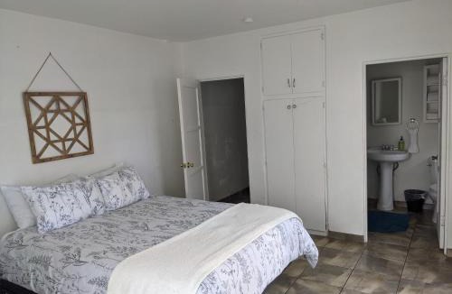 Golden Hill Apartment | Centrally Located 2 Master Bedrooms to Explore all San Diego has to Offer