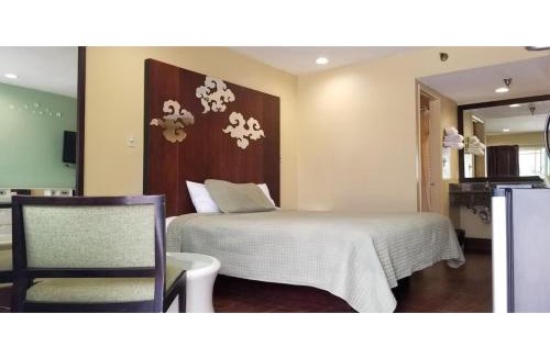 Buena Park Hotel | Century Motel Buena Park Anaheim CA 91