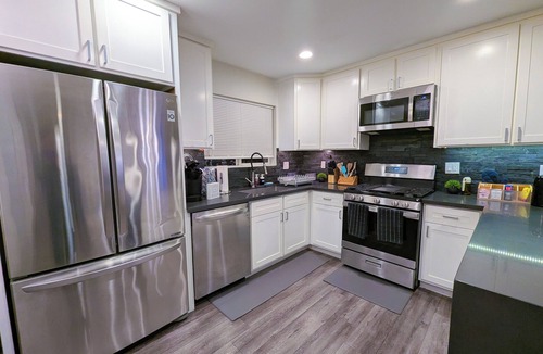 NoHo Arts District House | Charming, stocked, 4-bedroom house in amazing North Hollywood, Los Angeles
