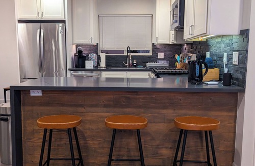 NoHo Arts District House | Charming, stocked, 4-bedroom house in amazing North Hollywood, Los Angeles