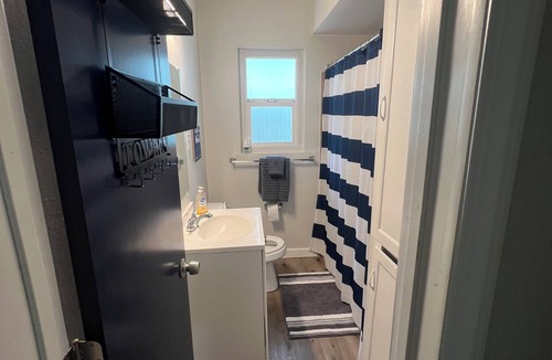 El Segundo Apartment | Charming 1-bedroom apartment in pleasant El Segundo with AC, WiFi, near LAX