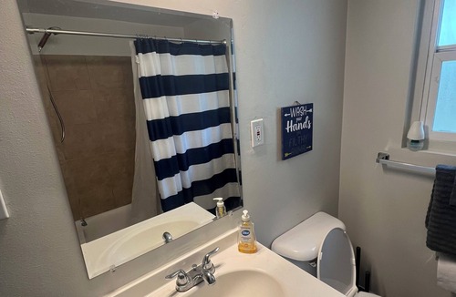 El Segundo Apartment | Charming 1-bedroom apartment in pleasant El Segundo with AC, WiFi, near LAX