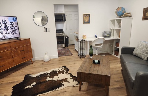 Central Escondido Cottage | Charming 1-bedroom cottage in Escondido's Historic District with AC and more!