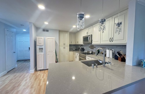 Laguna Hills Apartment | Charming 1-bedroom apartment with WiFi, AC in pleasant Laguna Hills,near highway