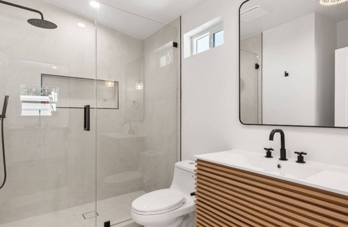 Woodland Hills House | Charming 1-bedroom adu with AC, WiFi in pleasant woodland hills on a cul de sac
