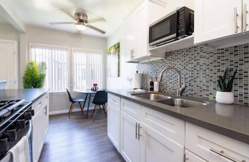 South Wrigley Apartment | Charming 1bed 1bath unit