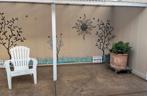 Port Hueneme Cottage | Charming 2-bedrm. cottage 5 min from the beach!n Mid-term Rental-30 day min.