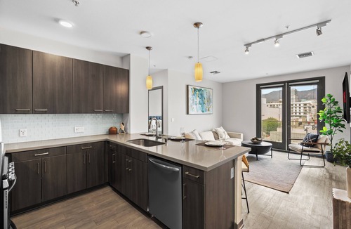 Vernon Apartment | Charming 2-bedroom apartment in serene Vernon with fitness room, WiFi