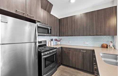 Vernon Apartment | Charming 2-bedroom apartment in serene Vernon with fitness room, WiFi