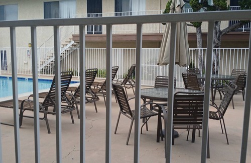 Lomita Condo | Charming 2-bedroom condo in lovely Lomita with WiFi