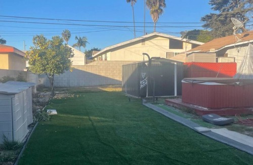 Inglewood House | Charming 2-bedroom house with fitness room, WiFi in enjoyable Inglewood