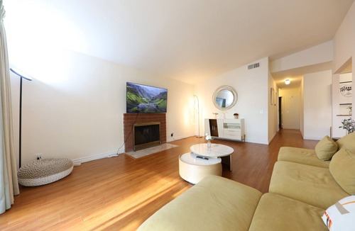 Rowland Heights House | Charming 2-bedroom house with AC, WiFi in welcoming La Puente