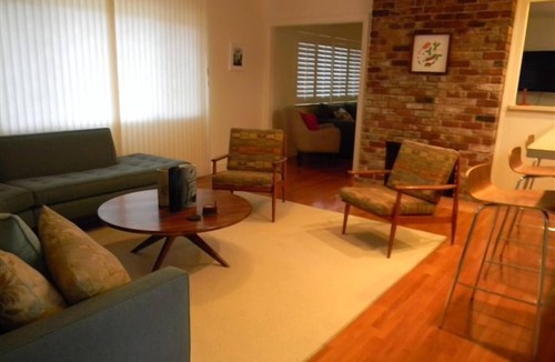 Monterey House | CHARMING 2 BEDROOM MONTEREY HOME NESTLED AMONGST THE TREES 5 MINS FROM THE OCEAN