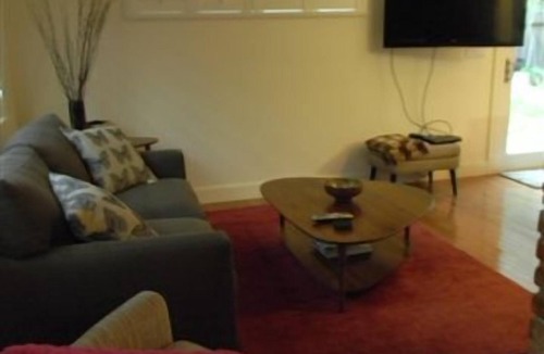 Monterey House | CHARMING 2 BEDROOM MONTEREY HOME NESTLED AMONGST THE TREES 5 MINS FROM THE OCEAN