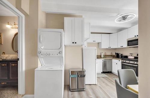 Westminster Apartment | Charming 2-bedroom studio in Westminster with AC, WiFi. Enjoy your stay!
