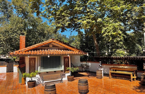 Silverado Villa | Charming 2-bedroom villa in brilliant Silverado with AC, WiFi