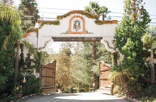 Silverado Villa | Charming 2-bedroom villa in brilliant Silverado with AC, WiFi