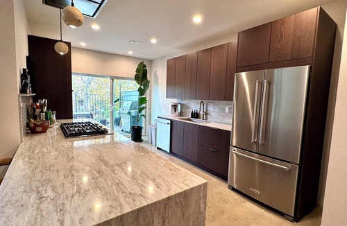 Thousand Oaks House | Charming 3-bdrm house, with gorgeous deck in Westlake Village