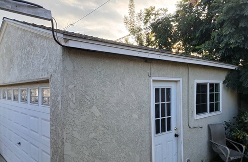 Santa Fe Springs House | Charming 3-bedroom house with WiFi, AC in nice Santa Fe Springs