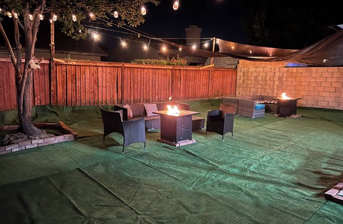 Palmdale House | Charming 3-bedroom house with WiFi, AC in superb Palmdale