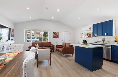 South San Gabriel House | Charming 3-bedroom house in soothing Rosemead with WiFi, AC