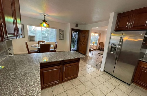 Mount Wilson House | Charming 3-bedroom house in brilliant Downey with AC, WiFi