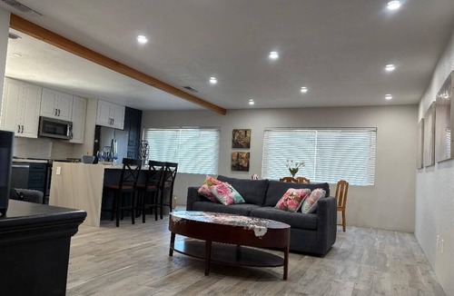 Norco House | Charming 3-bedroom house with WiFi and AC in wonderful Norco