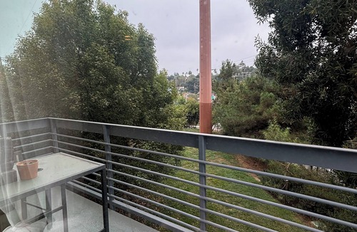 Atwater Village House | Charming 3-bedroom townhome with private rooftop in Silver Lake, Los Angeles!